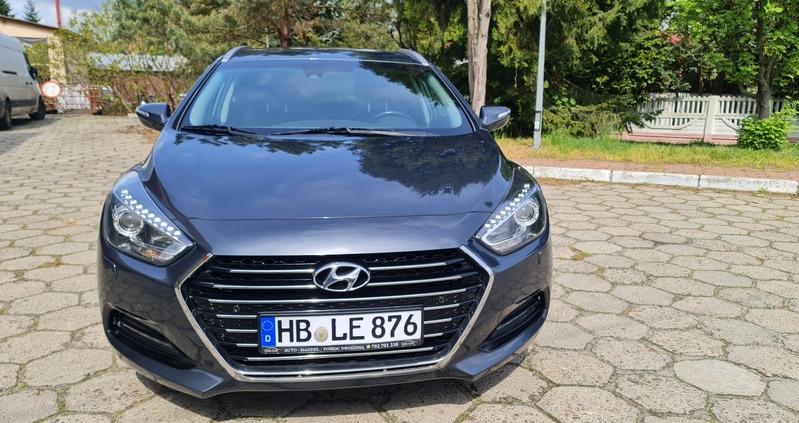 Hyundai i40 cena 54900 przebieg: 170231, rok produkcji 2016 z Tarnobrzeg małe 781